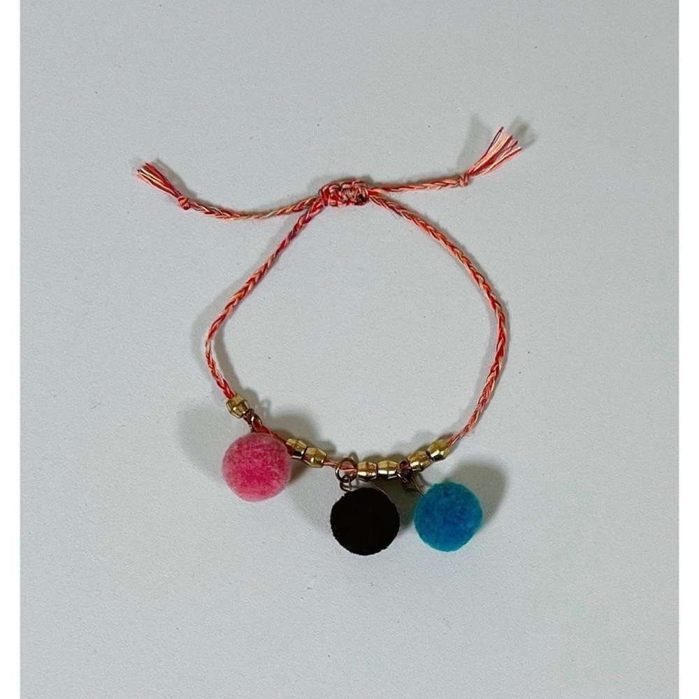 Pink Black Blue Gold Beaded Pom-Pom Bracelet Jewelry 💙🖤💖 #gold #beaded #boho